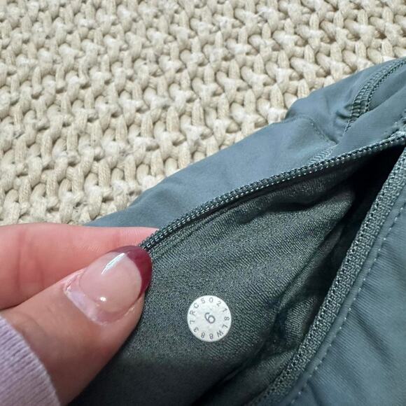 Green lululemon tennis skirt - Picture 4 of 5